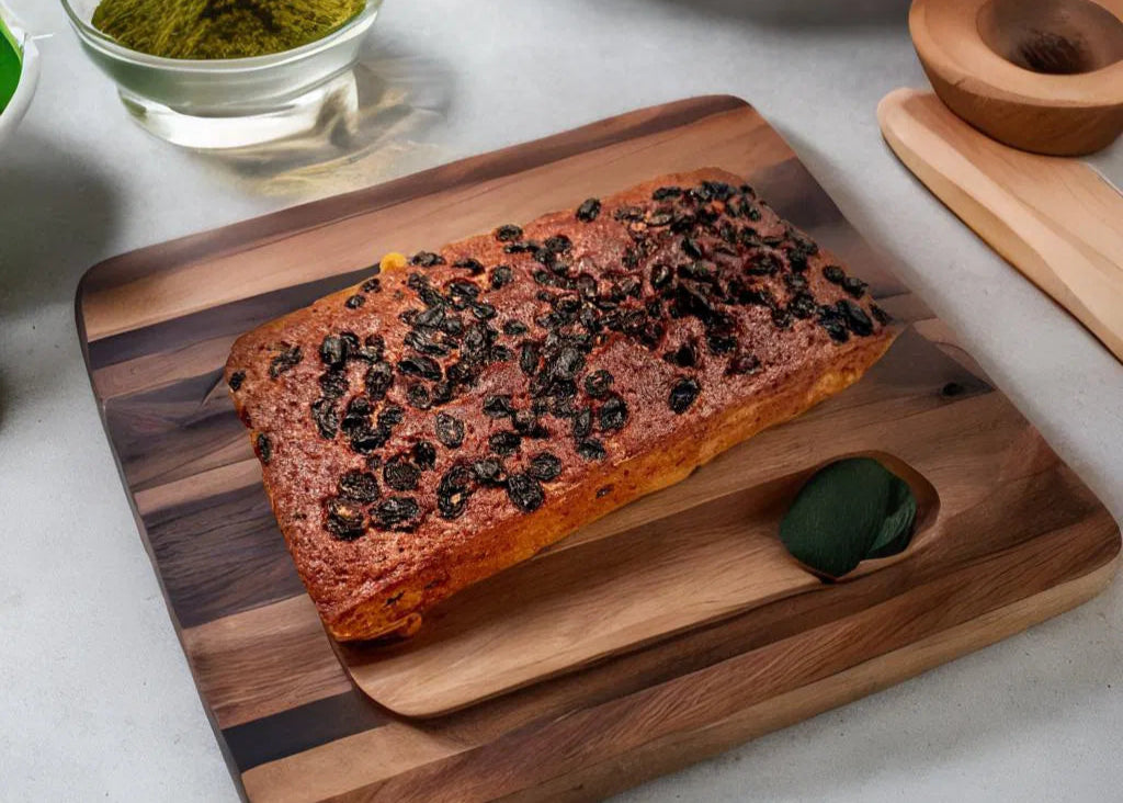Cinnamon Raisin Banana Bread