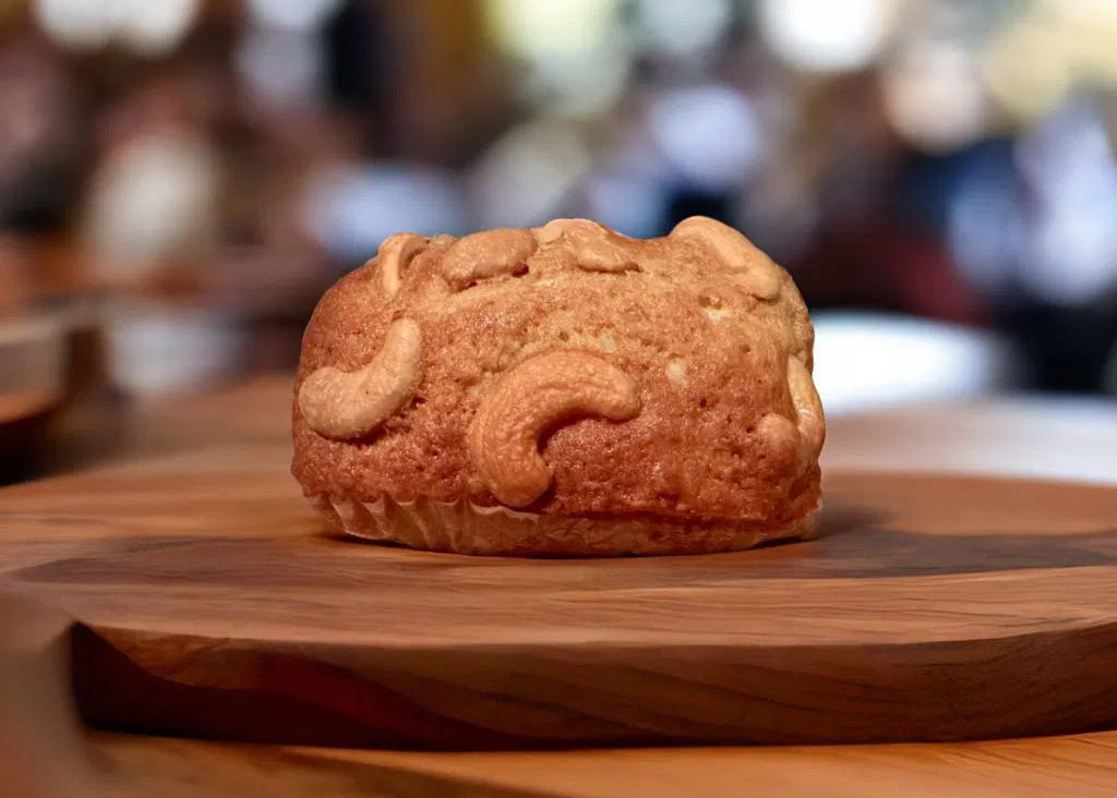 Cinnamon Cashew Banana Bread Mini