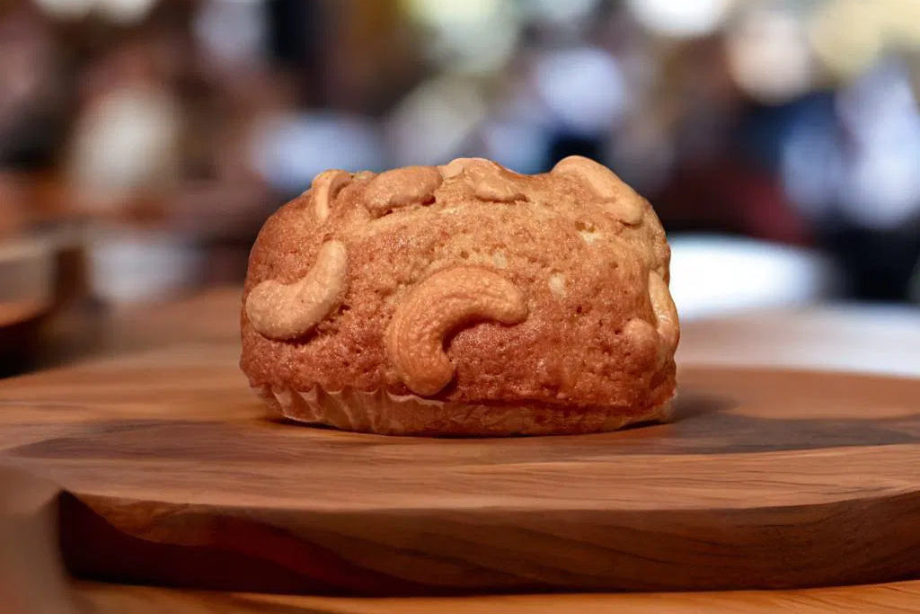 Cinnamon Cashew Banana Bread Mini