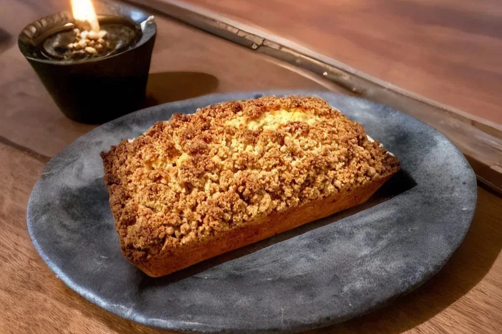 Apple Cinnamon Crumble Banana Bread