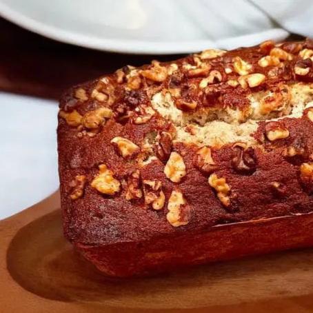 Cinnamon Walnut Banana Bread